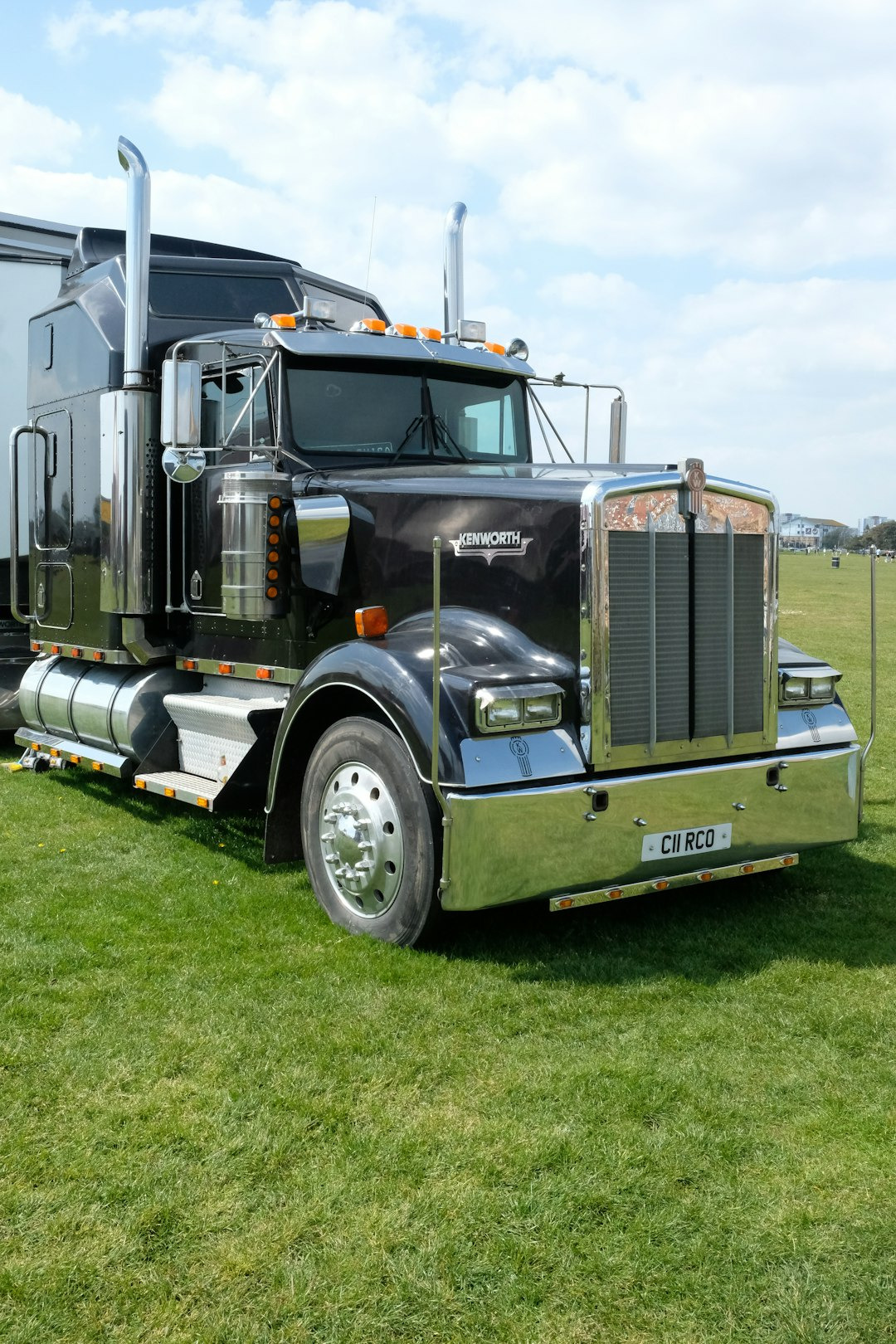 Roadside assistance for heavy Duty Towing near Springfield, Missouri
